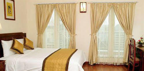 Prince Hanoi Hotel Exterior foto